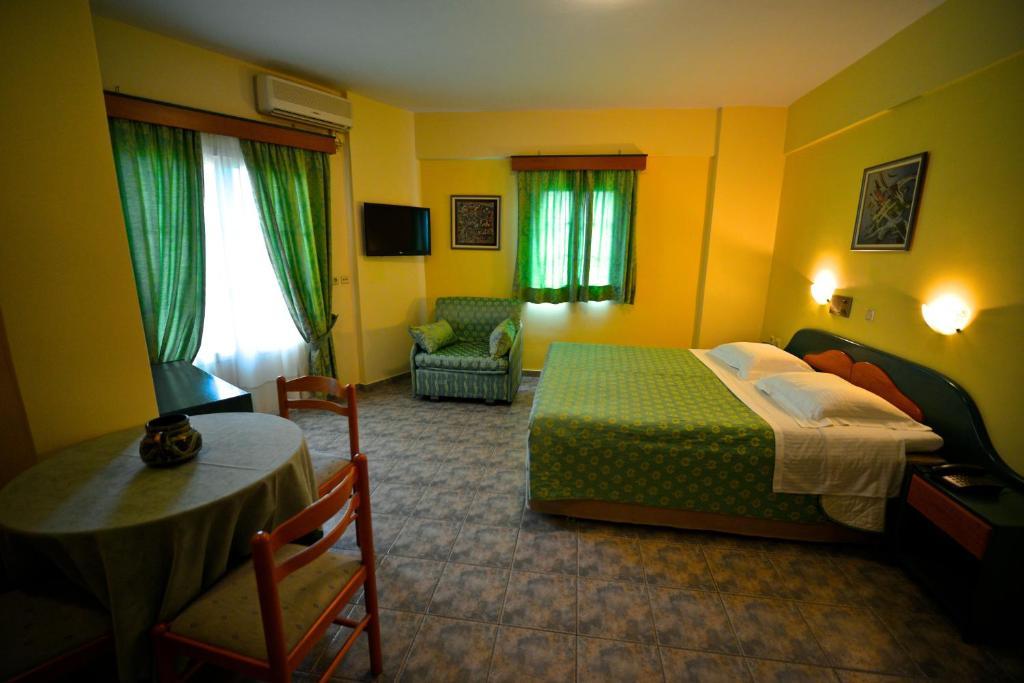 Hotel Odeon Vasilikí Habitación foto
